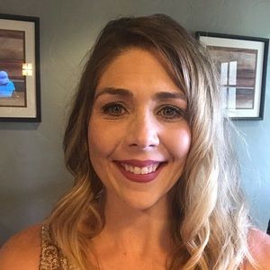 Meet your Posher, Jillian